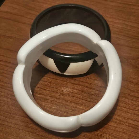 Set of 2 Vintage Bracelets - 70's 80's Retro Jewellery Fashion black and white - Picture 3 of 6